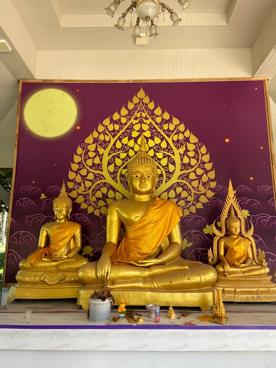 Wat Maduea Wan, Koh Phangan - Buddhist Temple