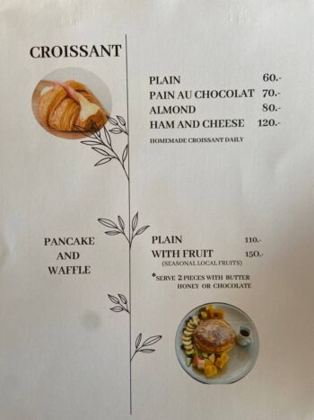 Cookies Cafe on Koh Phangan, known for great coffee, pastries, and a cozy atmosphere.