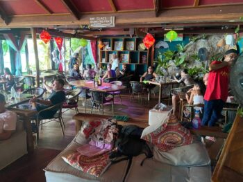 BamBoo Hut's – Jungle Lounge with a view of the bay on Koh Phangan
