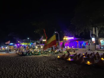 Haad Rin Beach – Iconic beach with white sands and Full Moon Party on Koh Phangan