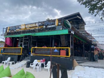 Full Moon Haad Rin Seafood – Beachfront seafood restaurant on Koh Phangan