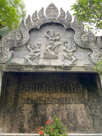 Le Palais Hotel – Abandoned hotel resembling Angkor Wat on Koh Phangan
