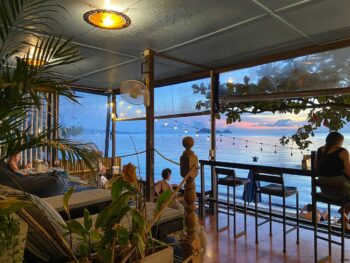 The Shell Lounge – Beachfront restaurant and bar on Koh Phangan