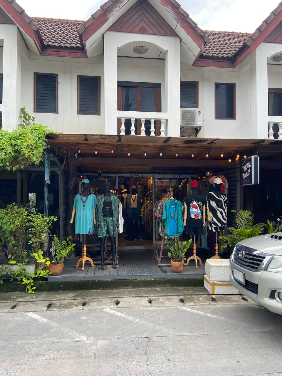 Bang Bang – Handmade streetwear and unique fashion on Koh Phangan