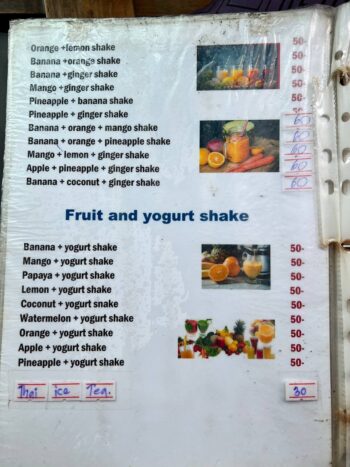 Life Style Thai Food Restaurant – Extensive menu with healthy and vegetarian-friendly options.