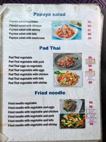 Life Style Thai Food Restaurant – Extensive menu with healthy and vegetarian-friendly options.