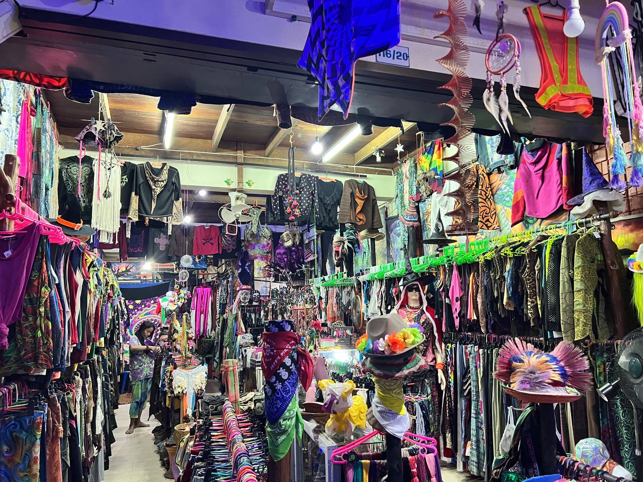 Psychedelic clothing and accessories at Psy Shop Psychedelic Alien in Thong Sala, Koh Phangan.