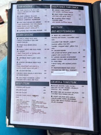 Tasty food and refreshing drinks served at Nangsabai by the Beach on Koh Phangan.