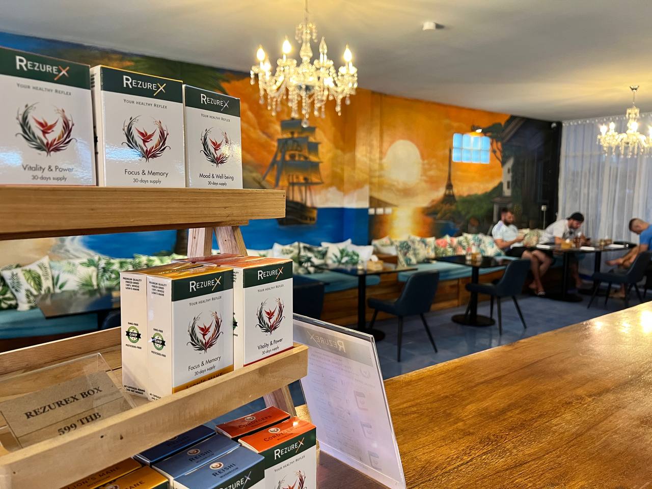 Croissant & Ko – Authentic French croissants and pastries in a cozy café atmosphere on Koh Phangan.