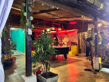 Echo Beach Club – Cozy seaside venue with ocean views, grilled dishes, and cocktails.