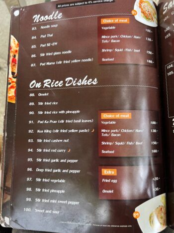 Pen’s Bungalow Restaurant – Fresh Seafood and Traditional Thai Dishes by the Beach