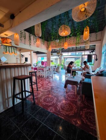 Culture Club – Vibrant Venue with Music, Art, and Delicious Food on Koh Phangan