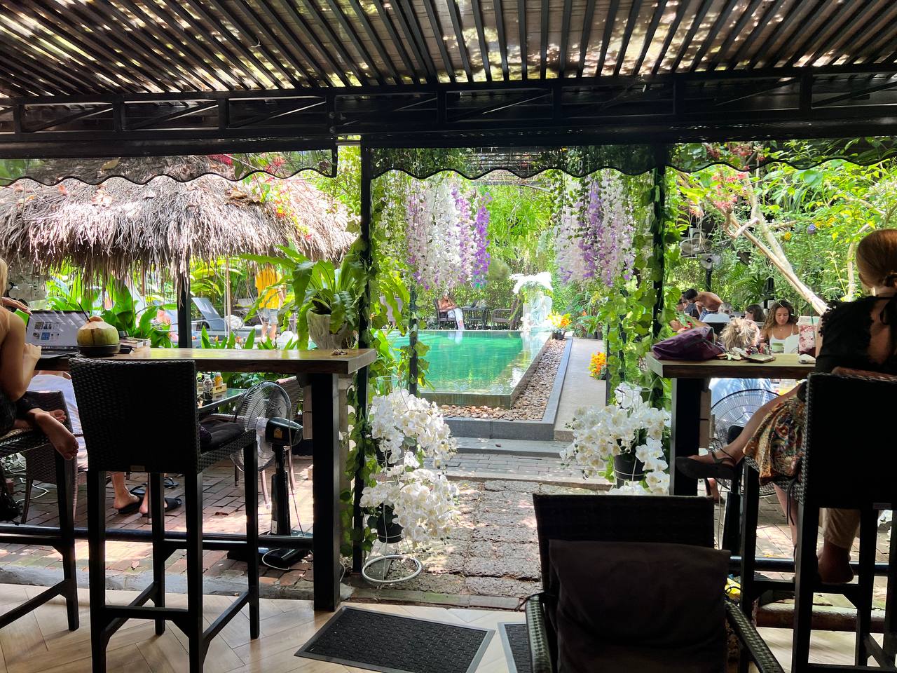 Interior and dishes at Common Grounds cafe on Koh Phangan