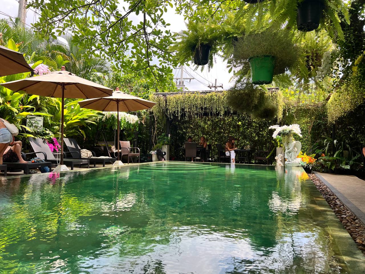 Interior and dishes at Common Grounds cafe on Koh Phangan