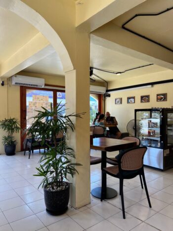 Southern Thai dishes and desserts at KON BA MAPOW on Koh Phangan