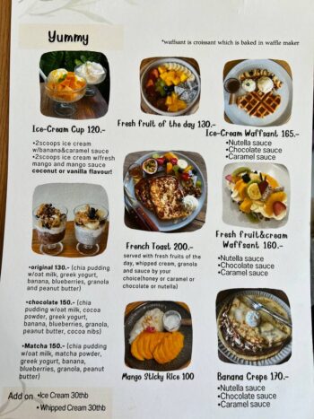 Vegan and vegetarian dishes at Banana Café in Thong Nai Pan Noi