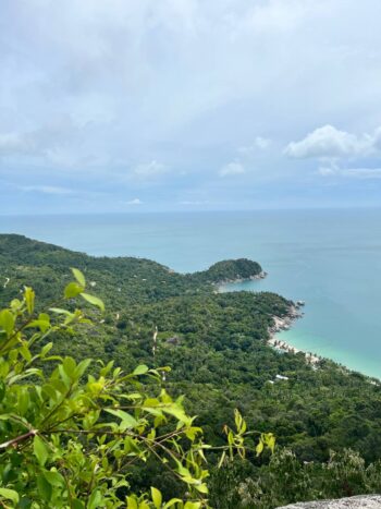 Panoramic view from Haad Yuan Viewpoint overlooking Haad Yuan and Haad Tien beaches