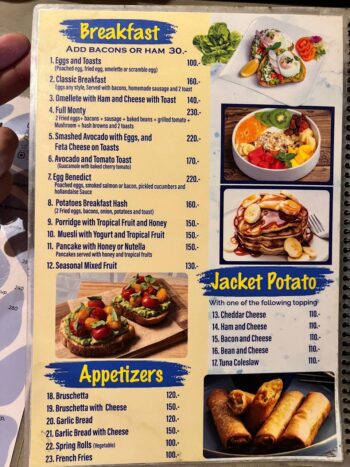 Drinks and Thai dishes at SAUDADE Bar Koh Phangan