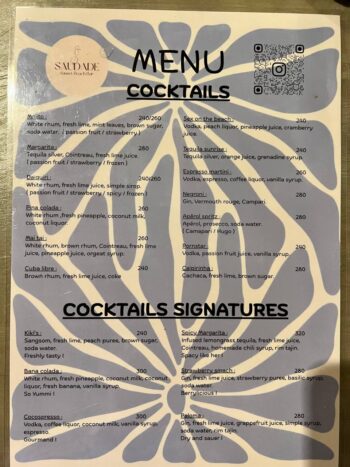 Drinks and Thai dishes at SAUDADE Bar Koh Phangan