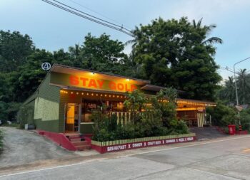 STAY GOLD bar interior on Koh Phangan
