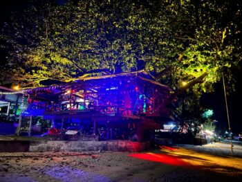 Rainbow Tree House interior in Haad Rin, Koh Phangan — cozy beach bar vibe