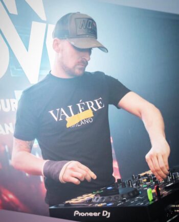 Jordan Love performing a live DJ set in Koh Phangan