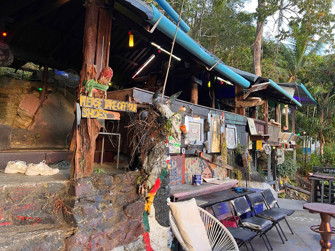 Reggae Sunset Bar – Relax and Enjoy Stunning Views and Great Music on Koh Phangan