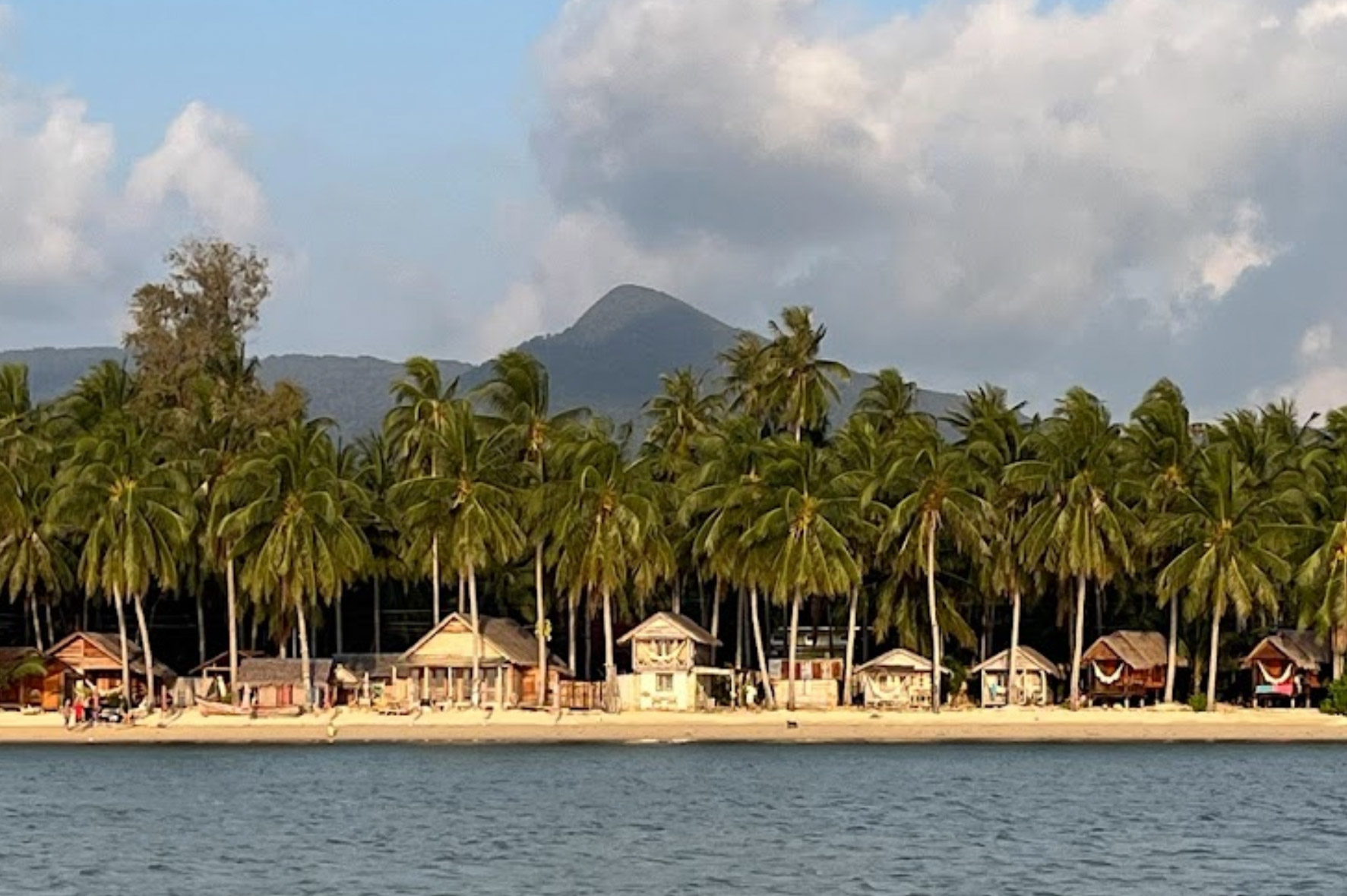 Hin Kong Sandbank – Scenic beach with sunset views on Koh Phangan
