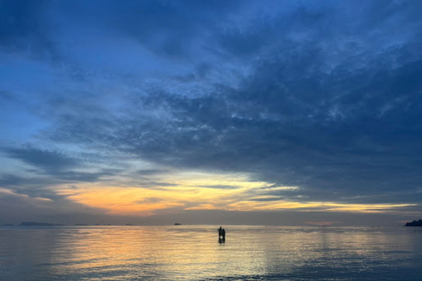 Hin Kong Sandbank – Scenic beach with sunset views on Koh Phangan