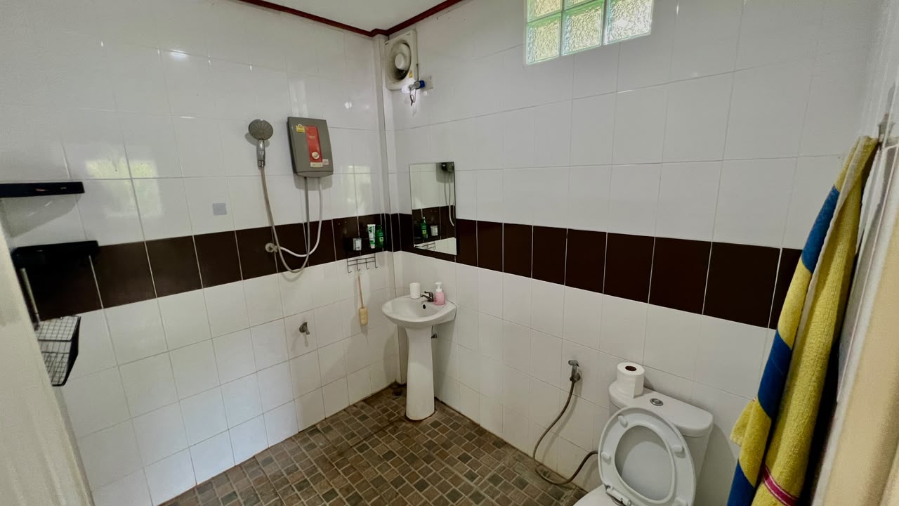 One-Bedroom House for Rent - Image 3