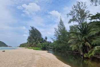 Mae Haad and Ko Ma Beaches – Snorkeling and sunset views on Koh Phangan