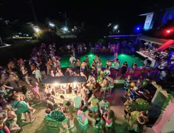 WET! Pool Party Hostel pool and bar area on Koh Phangan